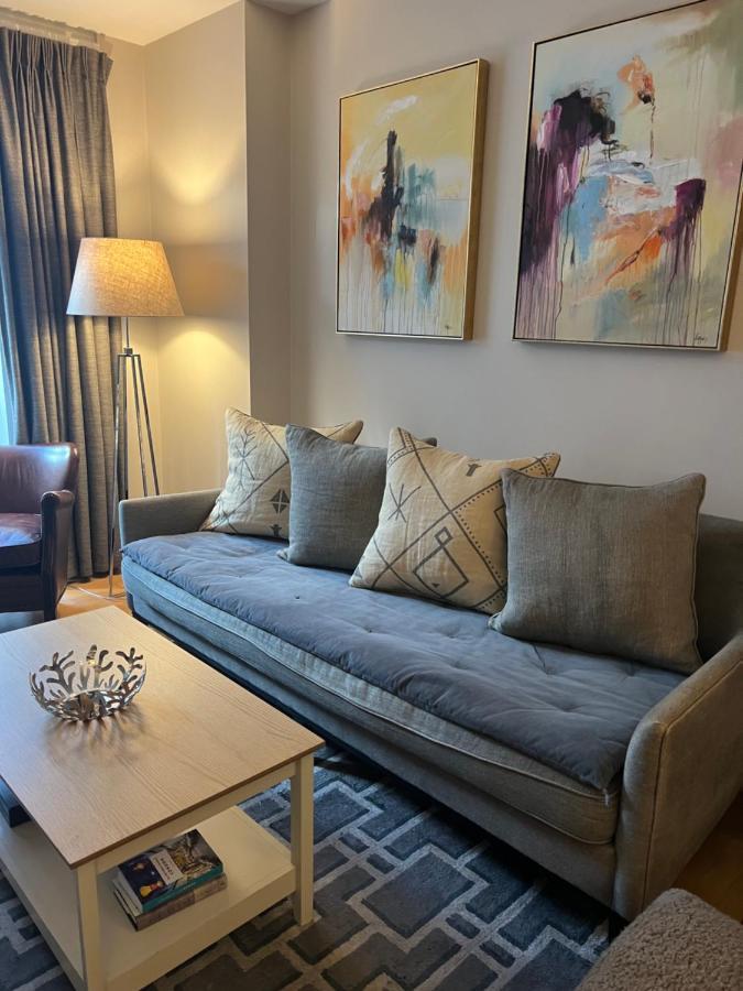 2 Bedroom Apartment Just Off Kings Road Лондон Екстер'єр фото