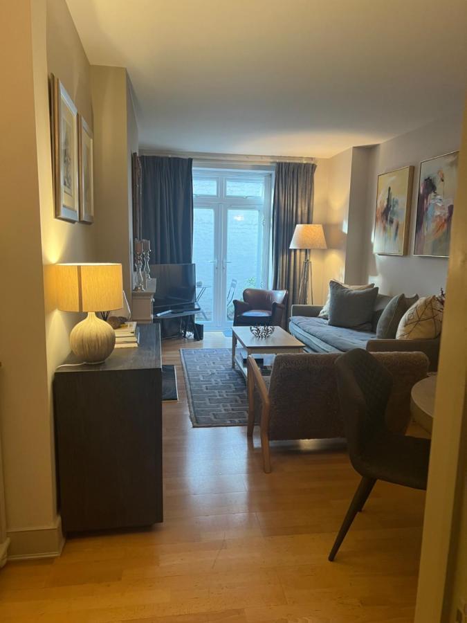 2 Bedroom Apartment Just Off Kings Road Лондон Екстер'єр фото