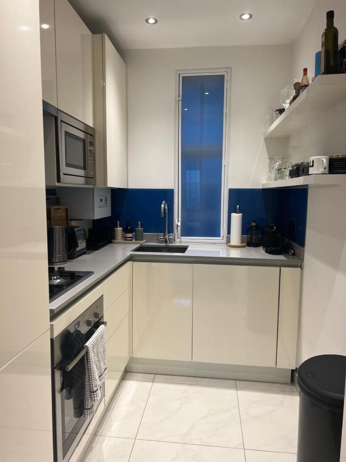 2 Bedroom Apartment Just Off Kings Road Лондон Екстер'єр фото